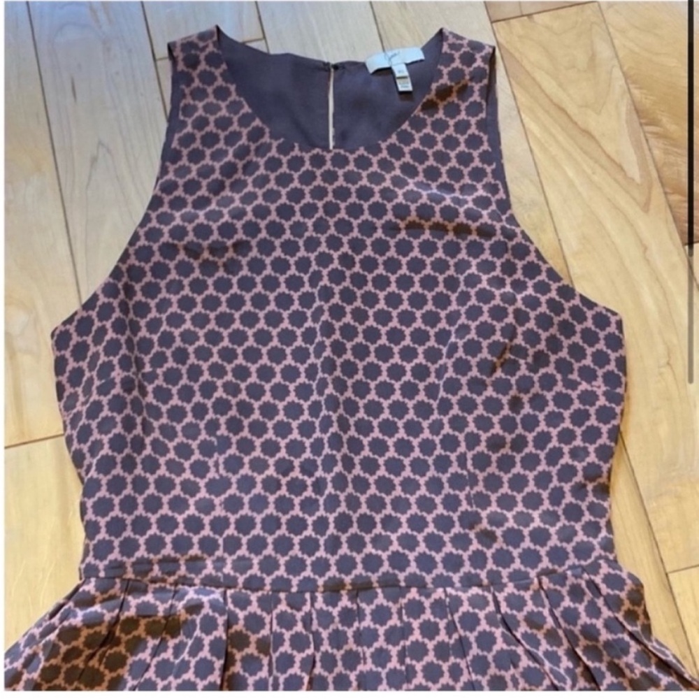 Joie Silk Grey & Pink Sunburst Sleeveless Dress size extra small - Picture 2 of 9
